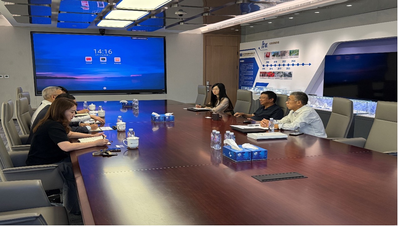 中非发展基金副总裁余焯锐一行到访Jinnianhui资源总部